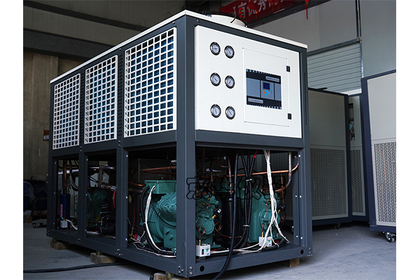 反應釜控溫加熱制冷循環機的清洗保養工作